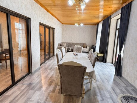 6 rooms · 140 m²