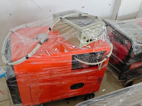 Generator və tənzimləyicisi