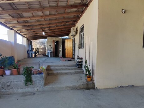Binədə 4 otaqlı həyət evi satılır, 140 m², 65 000 AZN, şəkil 2 / 11