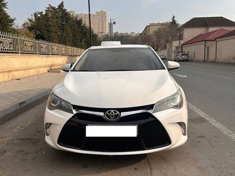 Toyota Camry, 2015 il