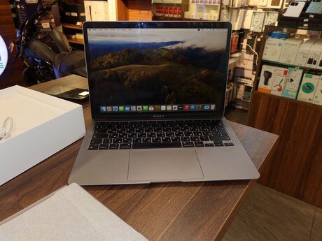 Apple Macbook Air 13 M1 2020