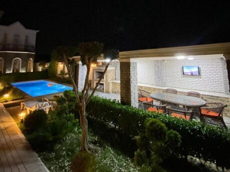 Mərdəkanda 6 otaqlı həyət evi kirayə verilir, 400 m², 5 000 AZN/ay, şəkil 2 / 11