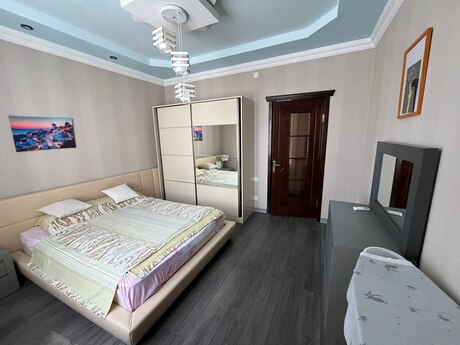 4-room house for rent in Mərdəkan, 220 m², 2 000 AZN/mo, photo 4 / 7