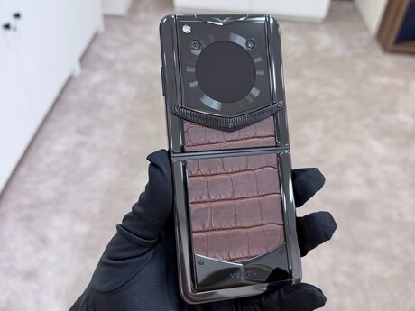 Vertu Ironflip Alligator Skin Amber Brown 512GB/12GB