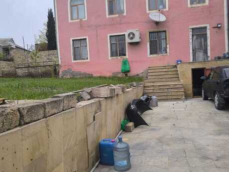 8 rooms · 300 m²