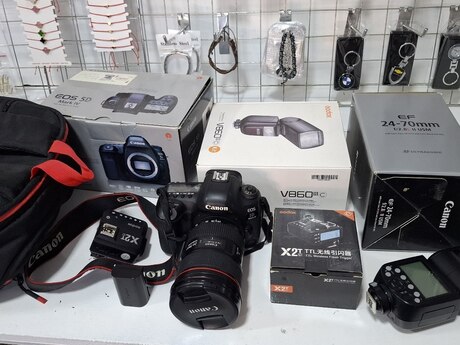 Fotoaparat Canon 5d mark 4 