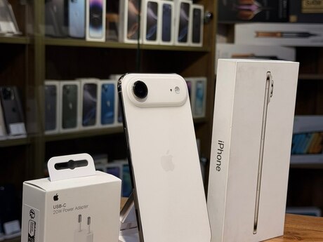 Apple iPhone Air Light Gold 256GB/8GB