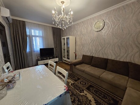 3-otaqlı mənzil, 7-ci mkr., 50 m²