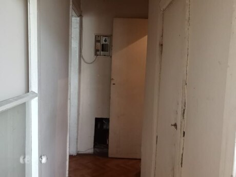 Elmlər Akademiyasında 1 otaqlı köhnə tikili mənzil satılır, 36,5 m², 155 000 AZN, şəkil 5 / 10