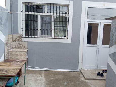 3 otaq · 90 m²