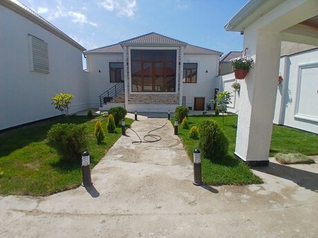 4 rooms · 140 m² · floor 1/1, Binə