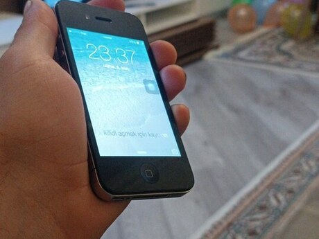 Apple iPhone 4 Black 16GB