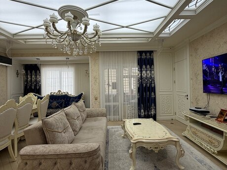 4-room new-build apartment for sale in Qurtuluş 93 residence, 200 m², 230 000 AZN, photo 2 / 12