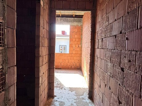 Qurtuluş 93 kompleksində 2 otaqlı yeni tikili mənzil satılır, 72 m², 58 000 AZN, şəkil 4 / 10