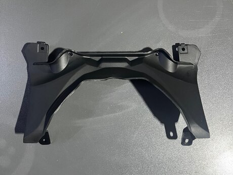 Yamaha motosikleti R15v3 stop altı plastmasları