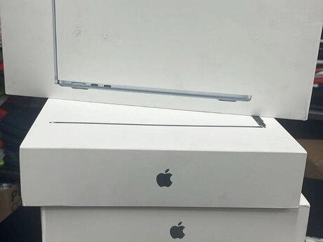 Apple Macbook Air 13 M5-Chip 16GB/1 TB (2026)