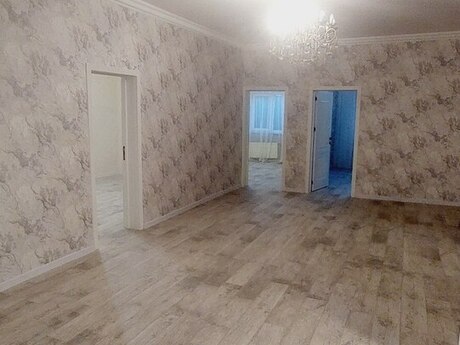 Səbaildə 5 otaqlı həyət evi satılır, 170 m², 145 000 AZN, şəkil 2 / 12