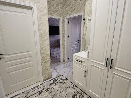 Bakıxanovda 2 otaqlı yeni tikili mənzil satılır, 70 m², 120 000 AZN, şəkil 4 / 12