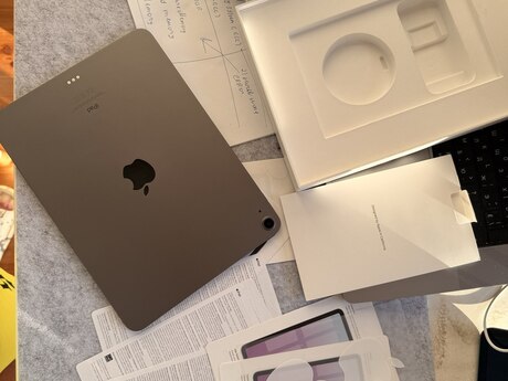 Apple iPad Air 4 Space Gray