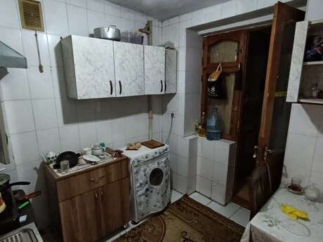 İnşaatçılarda 3 otaqlı köhnə tikili mənzil kirayə verilir, 70 m², 200 AZN/ay, şəkil 5 / 6