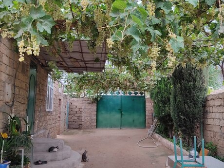 Qalada 9 otaqlı həyət evi satılır, 185 m², 135 000 AZN, şəkil 2 / 12