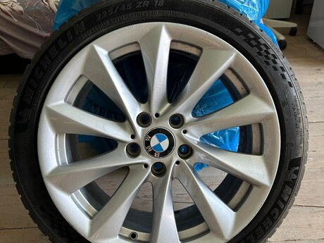 BMW F30, 33, 36, 10 təkərləri R18