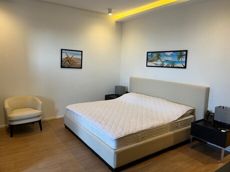 Mərdəkanda 4 otaqlı həyət evi kirayə verilir, 220 m², 4 000 AZN/ay, şəkil 5 / 8