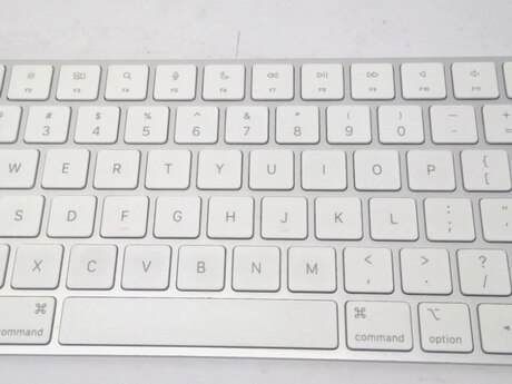 Apple Magic Keyboard 2