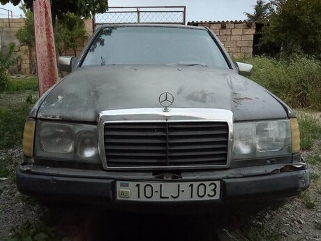 Mercedes 260 SE, 1988 il