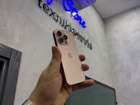 Apple iPhone 16 Pro Desert Titanium 512GB/8GB