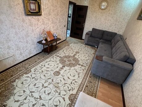 Продаётся 3-комнатная квартира в старом фонде, Bakıxanov, 70 м², 165 000 AZN, фото 2 / 12