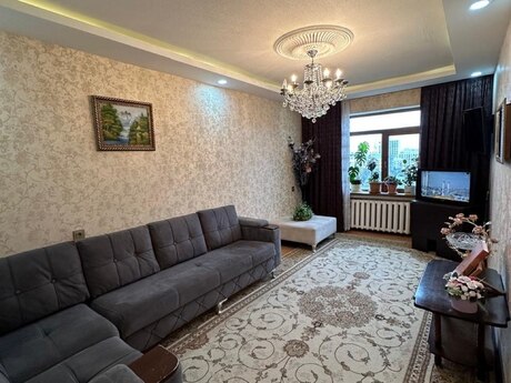 3-комн. · 70 m² · 9/9 этаж, Bakıxanov