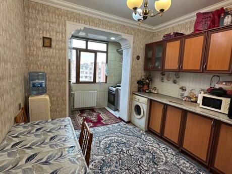 Продаётся 3-комнатная квартира в старом фонде, Bakıxanov, 70 м², 165 000 AZN, фото 5 / 12