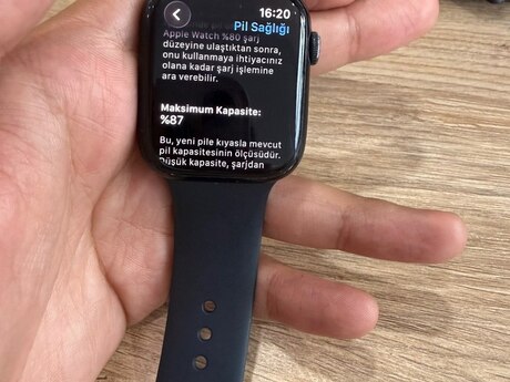 Apple Watch Series 8 Aluminum Midnight 45mm
