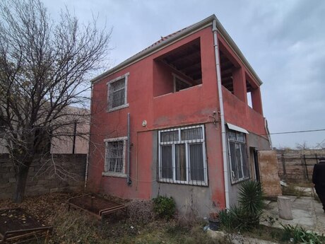 4 otaq · 100 m² · 1/1 mərtəbə, Pirşağı
