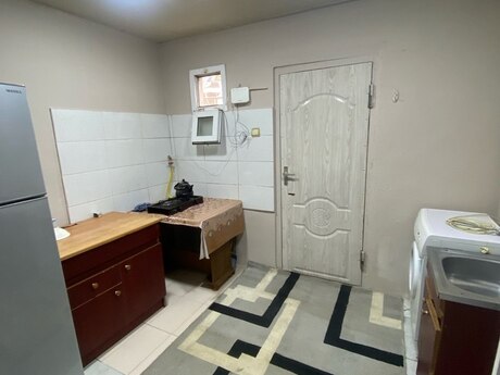 Səbaildə 1 otaqlı həyət evi kirayə verilir, 40 m², 350 AZN/ay, şəkil 4 / 4