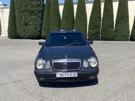Mercedes 230 CE, 1992 il