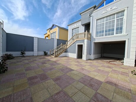 Maştağada 4 otaqlı həyət evi satılır, 220 m², 150 000 AZN, şəkil 2 / 12