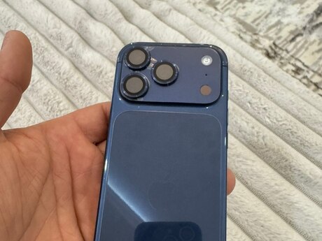 Apple iPhone 17 Pro Deep Blue 256GB/12GB