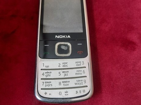 Nokia 6700 Silver Metallic Nokia 6700 Silver Metallic