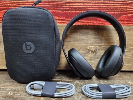 Beats Studio Pro