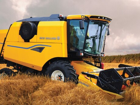 Kombayn New Holland TC5.70