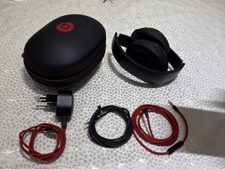 Beats Studio 2.0 Wireless