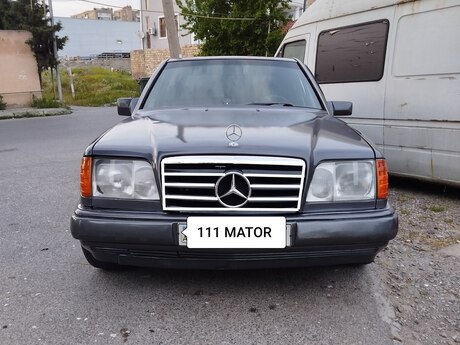 Mercedes E 200, 1995 il