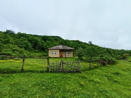 Bağ evi, Qusar r.