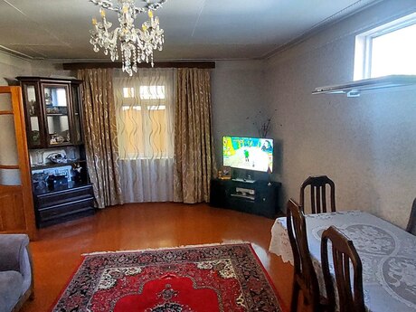 3 otaq · 65 m² · 3/5 mərtəbə, Neftçilər