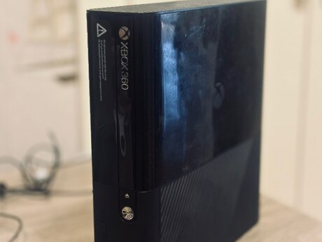 Xbox 360E 250GB