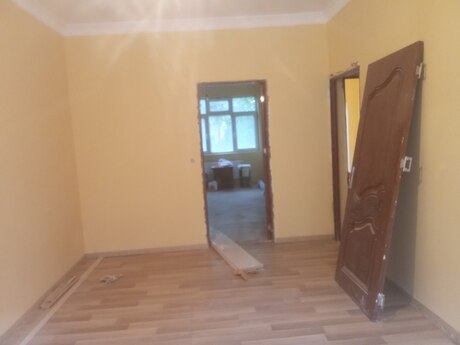 4-cü mikrorayonda 3 otaqlı köhnə tikili mənzil satılır, 100 m², 169 999 AZN, şəkil 4 / 12
