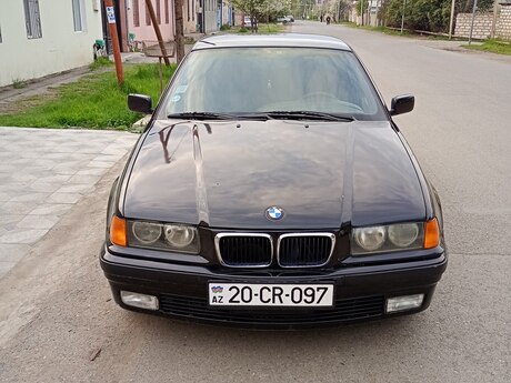 BMW 320, 1997 il