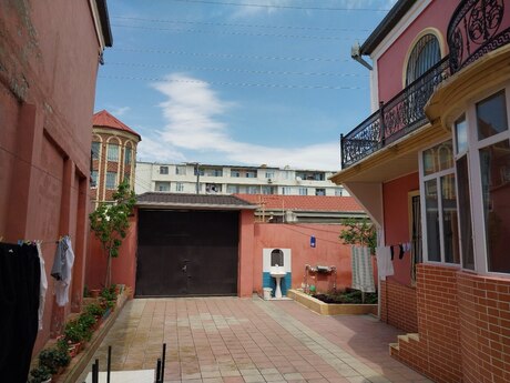 Bakıxanovda 6 otaqlı həyət evi satılır, 280 m², 350 000 AZN, şəkil 3 / 12